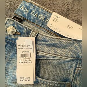 * New* American Eagle Mom Jeans